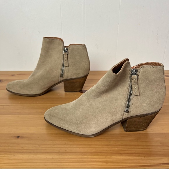 Frye and Co. Holly Military Suede Ankle Booties in Ash Womens Size 8.5 - Picture 3 of 8
